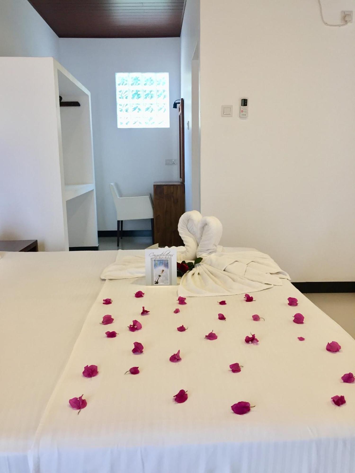 קנדי Grand Orchid Residence מראה חיצוני תמונה