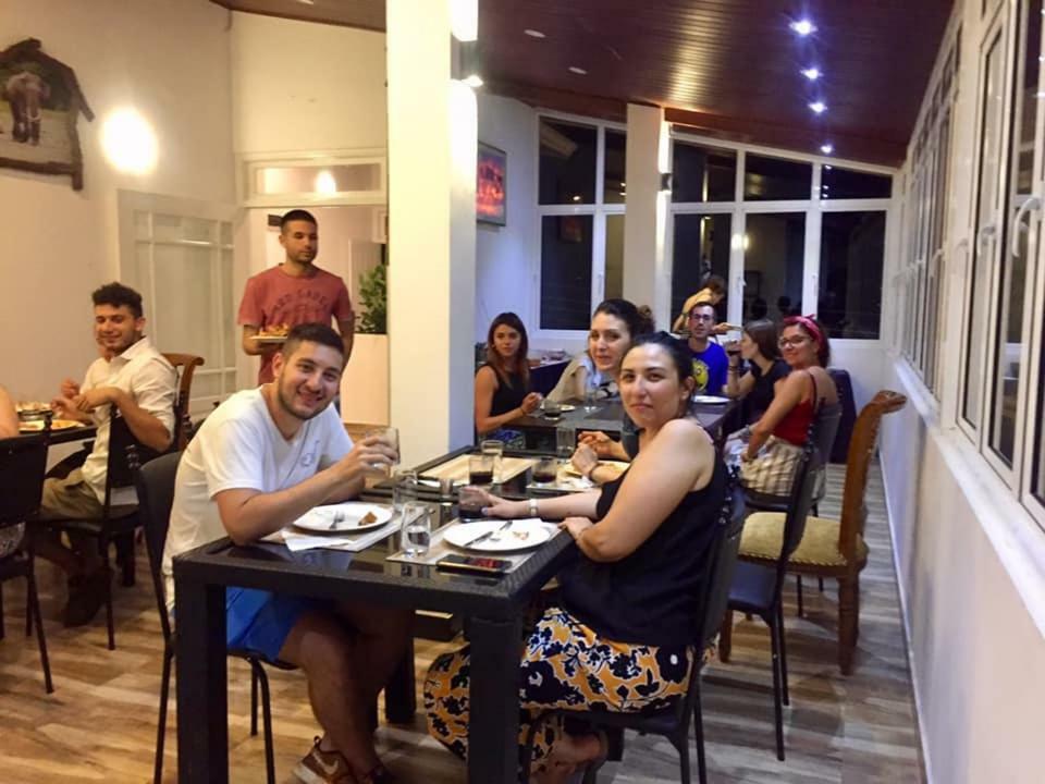 קנדי Grand Orchid Residence מראה חיצוני תמונה